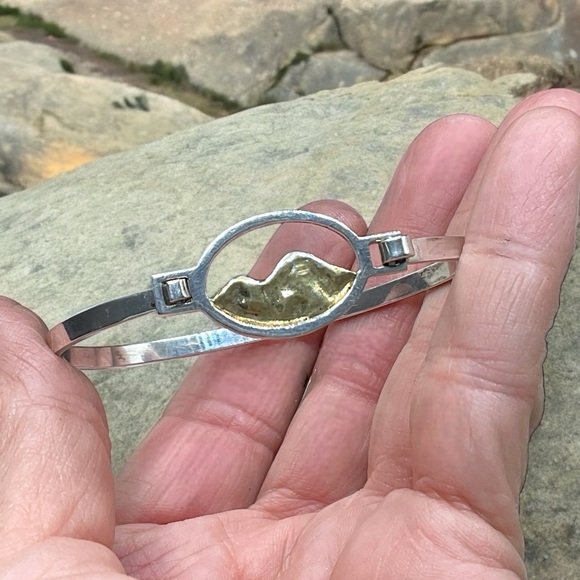 🌺Artisan Sterling/Gold Mountain Bracelet - Picture 6 of 9